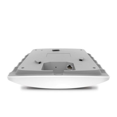 Точка доступа TP-Link EAP225 вид снизу порты